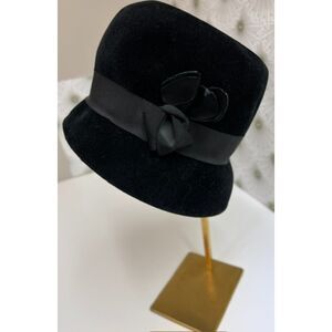 Vintage Amy New York black velvet bucket hat with black ribbon bow.
